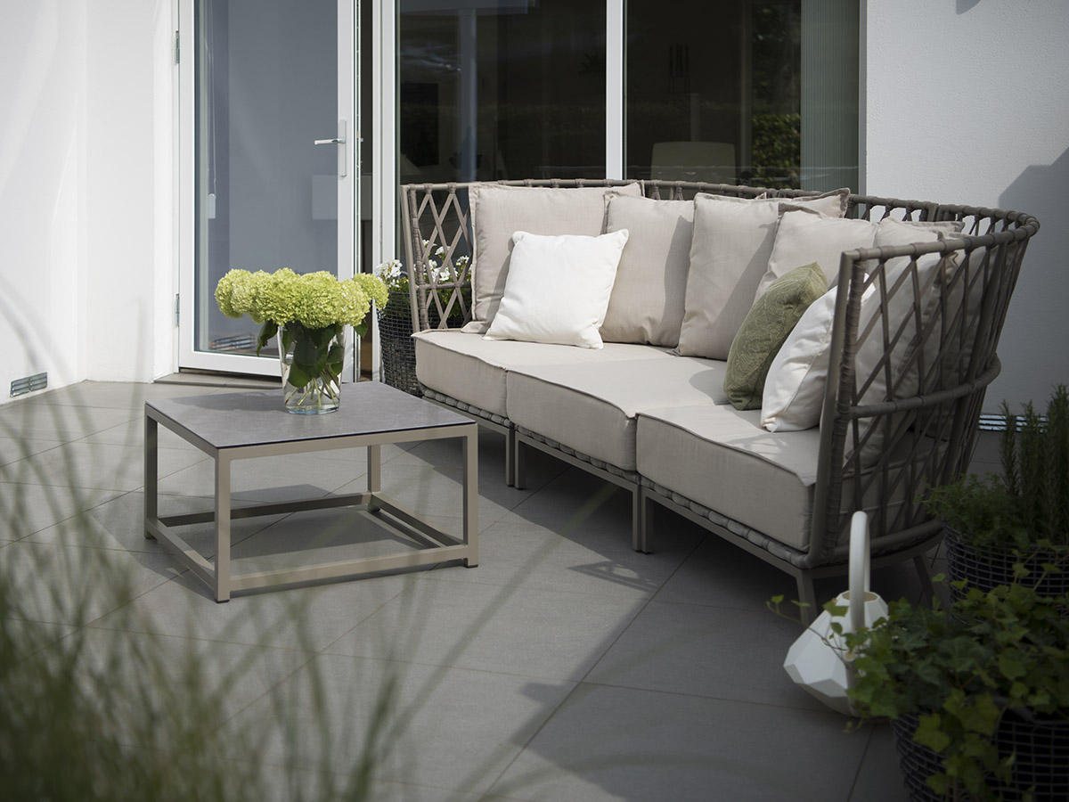 JET SET TABLE 70X70 CM