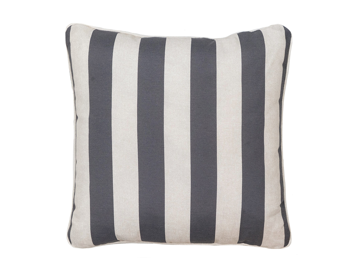 PRYDNADSKUDDE 50X50 CM GRÅBEIGE RANDIG