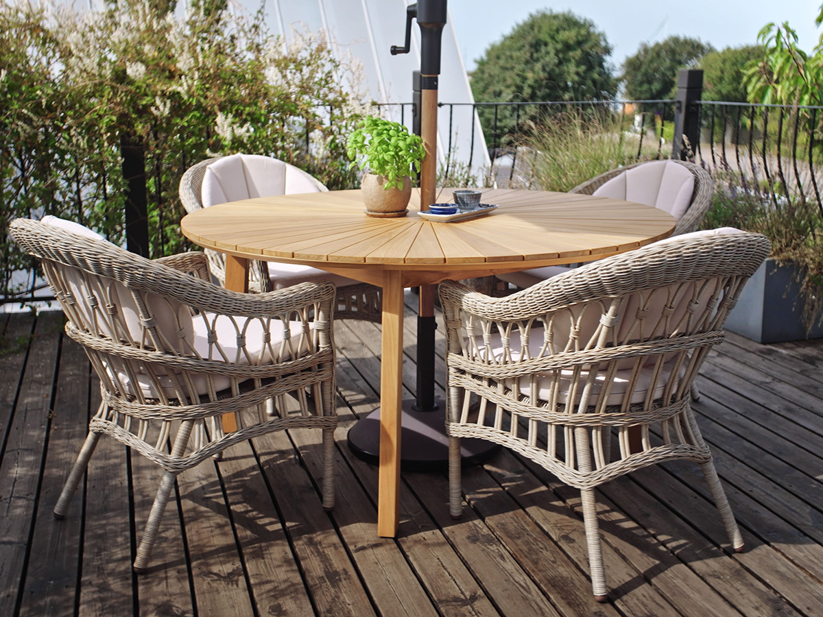 RINGSJÖ Ø150 CM BROWN TABLE