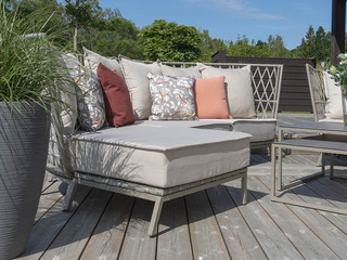 Jet Set Divan
