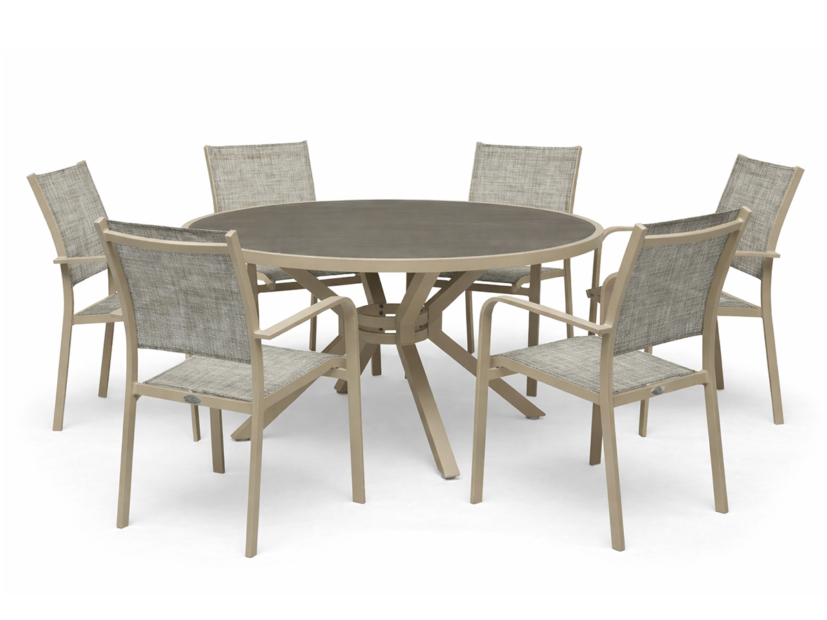 HÅNGER DINING GROUP