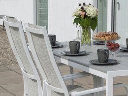 HÅNGER POSITIONSFÅTÖLJ